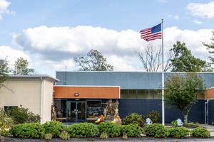 Oak Meadow Montessori School Photo