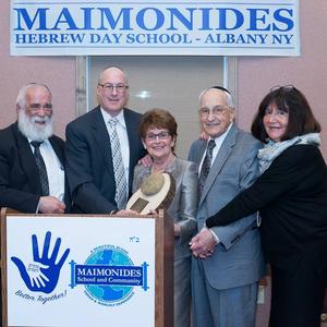 Maimonides Hebrew Day School Photo