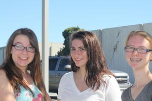 Mid-peninsula High School Photo