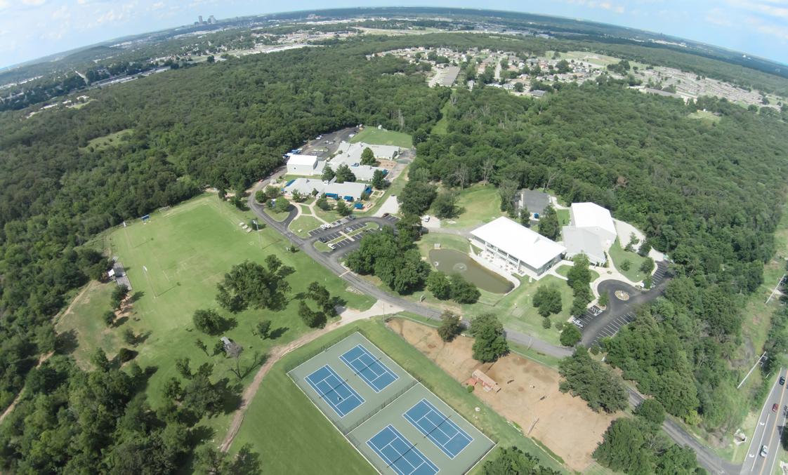 Riverfield Country Day School Photo #1 - Riverfield's 120-acre campus