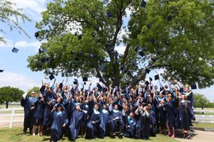 The Oakridge School Photo