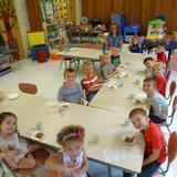 Trinity Lutheran Christian Preschool Photo - Our pre-kindergarten class enjoying the apple crisp they made!