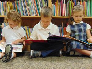 Holy Cross Catholic School Photo
