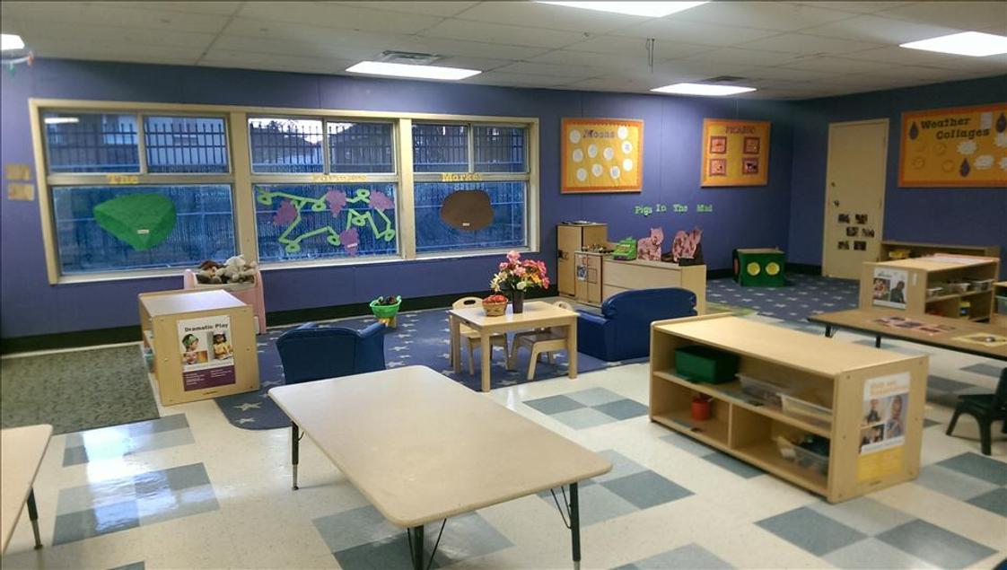 Hamilton Avenue KinderCare Photo #1 - Discovery Preschool Classroom