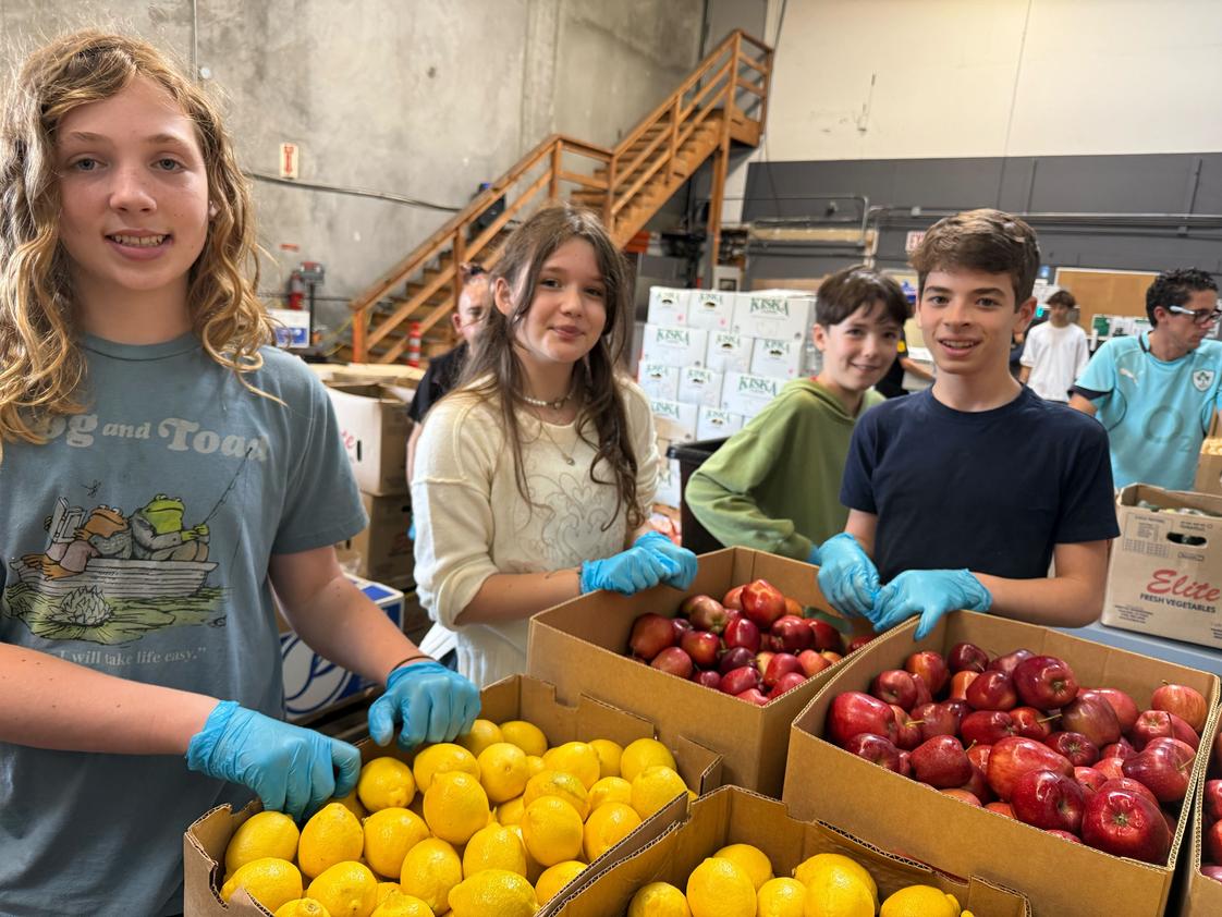 Millennium School Of San Francisco Photo #1 - In our Real World Program, our students go out into the city every Wednesday and often partner with local organizations, such as the Food Bank .