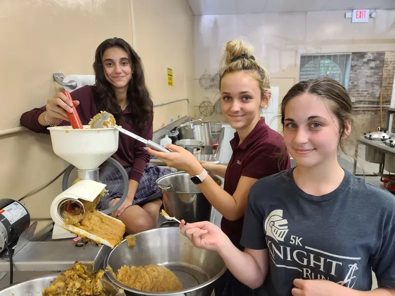 Sacred Heart of Jesus High School Photo #2 - Culinary Arts Club