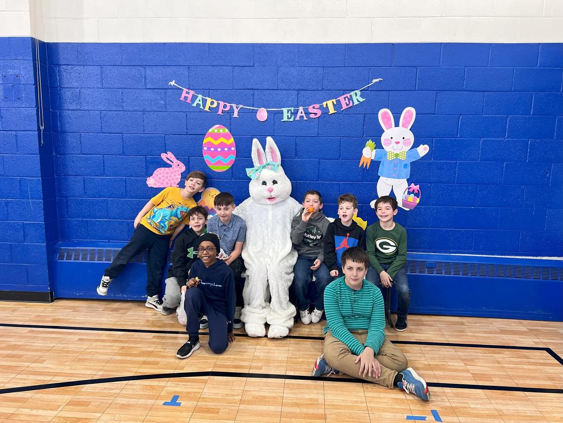 Zion-Concord Lutheran School Photo - Pictures with the Easter Bunny at our annual PTO Egg Hunt!
